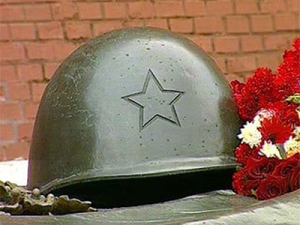 В Новоалтайске почтили память Героев Советского Союза